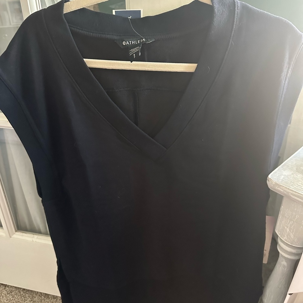 Athleta Black V-Neck Muscle Tee